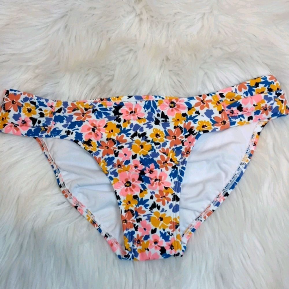 Women's bikini bottom
